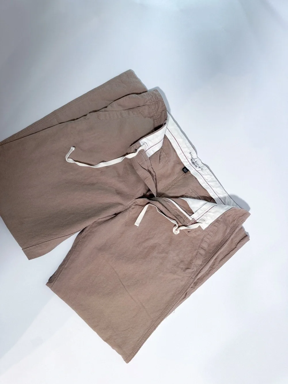 Banana Republic timeless easy